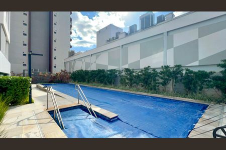 Apartamento à venda com 100m², 3 quartos e 2 vagasPiscina