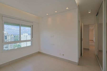 Sala de apartamento para alugar com 2 quartos, 77m² em vila da serra, Belo Horizonte