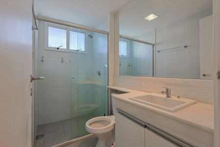 Apartamento para alugar com 77m², 2 quartos e 2 vagas Apartamento para alugar com 77m², 2 quartos e 2 vagasBanheiro