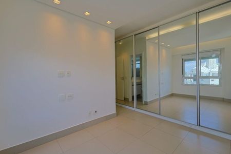 Apartamento para alugar com 77m², 2 quartos e 2 vagas Apartamento para alugar com 77m², 2 quartos e 2 vagasQuarto 2