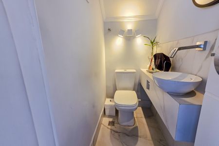 Casa de condomínio à venda com 127m², 2 quartos e 2 vagas Casa de condomínio à venda com 127m², 2 quartos e 2 vagasLavabo