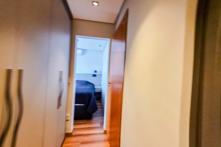 Casa de condomínio à venda com 127m², 2 quartos e 2 vagas Casa de condomínio à venda com 127m², 2 quartos e 2 vagasCloset