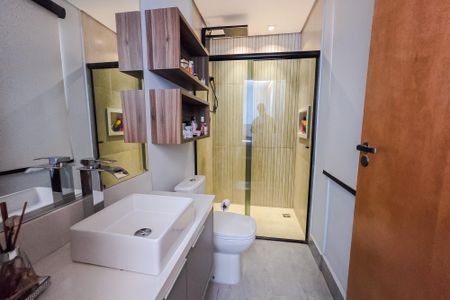 Casa de condomínio à venda com 127m², 2 quartos e 2 vagas Casa de condomínio à venda com 127m², 2 quartos e 2 vagasBanheiro da Suíte 2