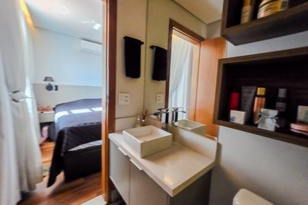 Casa de condomínio à venda com 127m², 2 quartos e 2 vagas Casa de condomínio à venda com 127m², 2 quartos e 2 vagasBanheiro da Suíte 2