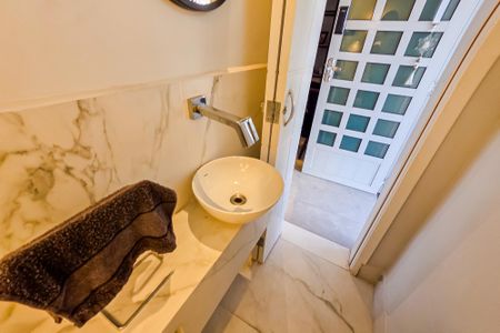 Casa de condomínio à venda com 127m², 2 quartos e 2 vagas Casa de condomínio à venda com 127m², 2 quartos e 2 vagasLavabo