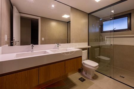 Apartamento à venda com 200m², 3 quartos e 2 vagas
