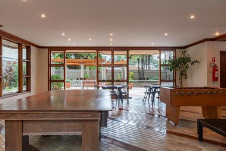 Apartamento à venda com 200m², 3 quartos e 2 vagas