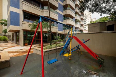Apartamento à venda com 200m², 3 quartos e 2 vagas
