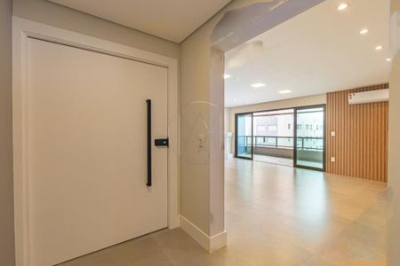 Apartamento à venda com 200m², 3 quartos e 2 vagas