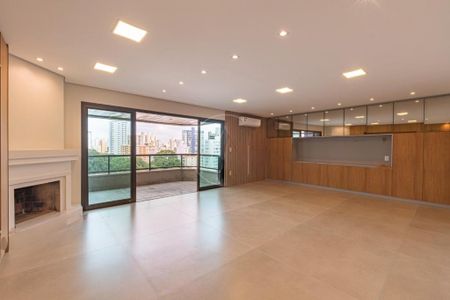 Apartamento à venda com 200m², 3 quartos e 2 vagas