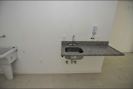 Apartamento à venda com 68m², 1 quarto e sem vaga Apartamento à venda com 68m², 1 quarto e sem vagaCozinha