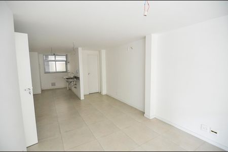 Apartamento à venda com 68m², 1 quarto e sem vaga Apartamento à venda com 68m², 1 quarto e sem vagaSala