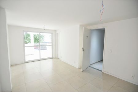 Apartamento à venda com 68m², 1 quarto e sem vaga Apartamento à venda com 68m², 1 quarto e sem vagaSala