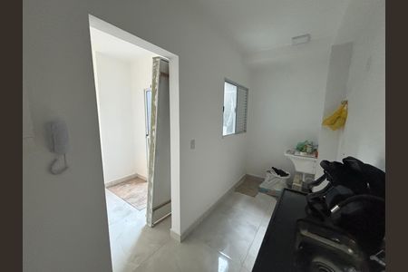 Cozinha  de apartamento para alugar com 1 quarto, 34m² em Cidade Antônio Estêvão de Carvalho, São Paulo