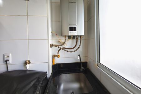 Área de Serviço de apartamento à venda com 2 quartos, 44m² em Vila São Bernardo, Campinas