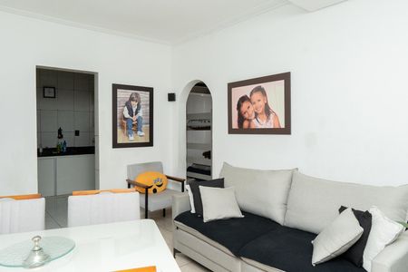 Sala de apartamento à venda com 2 quartos, 59m² em Jardim Vera Cruz, Contagem