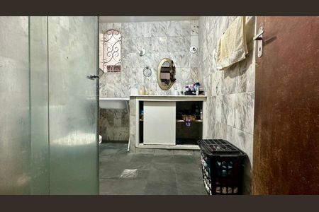 Apartamento à venda com 80m², 3 quartos e 1 vagaBanheiro 