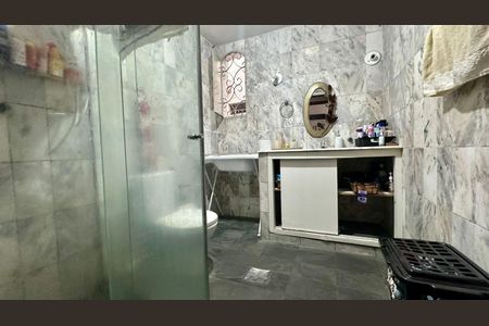 Apartamento à venda com 80m², 3 quartos e 1 vagaBanheiro 