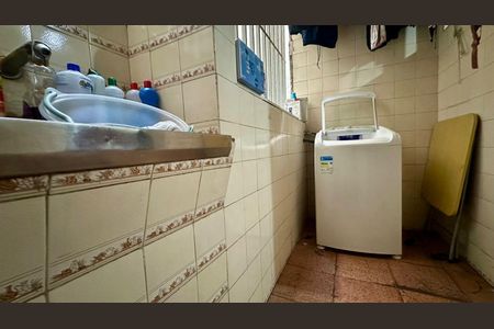 Apartamento à venda com 80m², 3 quartos e 1 vagaÁrea de serviço 