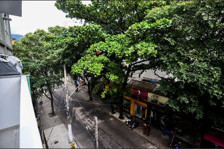 Apartamento à venda com 68m², 1 quarto e sem vagaSala