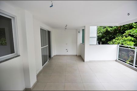 Apartamento à venda com 68m², 1 quarto e sem vagaSala