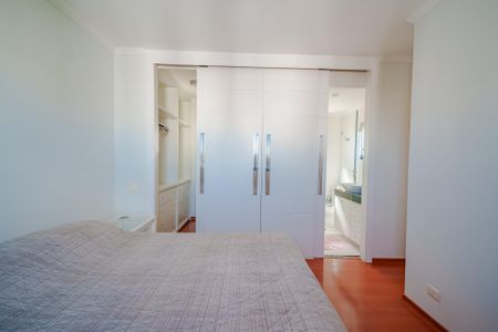 Apartamento à venda com 120m², 3 quartos e 2 vagasSuíte