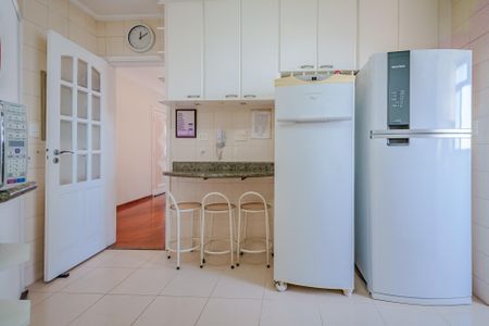 Apartamento à venda com 120m², 3 quartos e 2 vagasCozinha