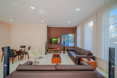 Apartamento à venda com 120m², 3 quartos e 2 vagasÁrea comum - Sala Multimídia