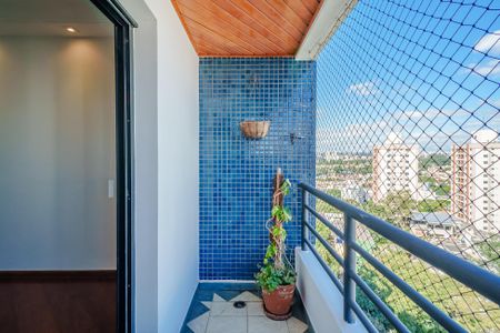 Apartamento à venda com 120m², 3 quartos e 2 vagasVaranda