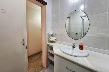 Apartamento à venda com 135m², 3 quartos e 1 vagaBanheiro Social