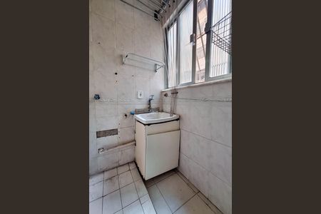 Apartamento à venda com 135m², 3 quartos e 1 vagaÁrea de Serviço