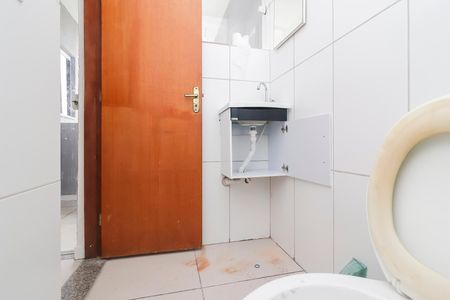 Casa de condomínio para alugar com 45m², 2 quartos e sem vagaBanheiro