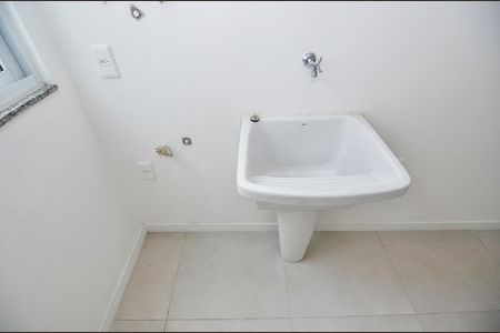 Apartamento à venda com 73m², 1 quarto e 1 vaga Apartamento à venda com 73m², 1 quarto e 1 vagaÁrea de Serviço