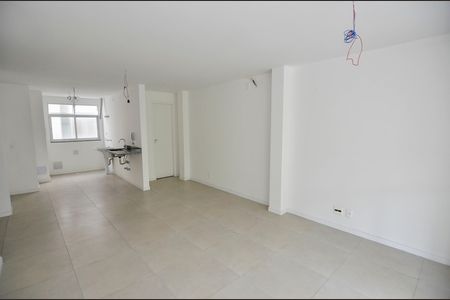 Apartamento à venda com 73m², 1 quarto e 1 vaga Apartamento à venda com 73m², 1 quarto e 1 vagaSala