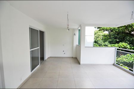 Apartamento à venda com 73m², 1 quarto e 1 vaga Apartamento à venda com 73m², 1 quarto e 1 vagaSala