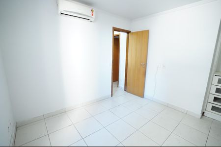 Apartamento para alugar com 68m², 2 quartos e 1 vaga