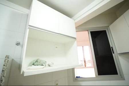 Apartamento para alugar com 68m², 2 quartos e 1 vaga
