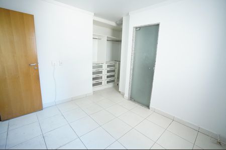 Apartamento para alugar com 68m², 2 quartos e 1 vaga