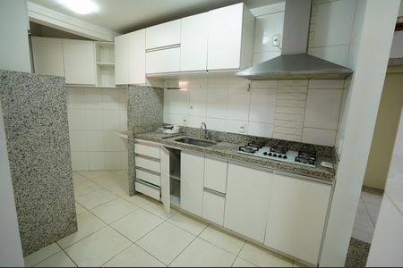 Apartamento para alugar com 68m², 2 quartos e 1 vaga