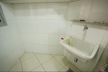 Apartamento para alugar com 68m², 2 quartos e 1 vaga