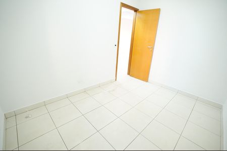 Apartamento para alugar com 68m², 2 quartos e 1 vaga
