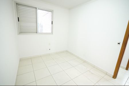 Apartamento para alugar com 68m², 2 quartos e 1 vaga