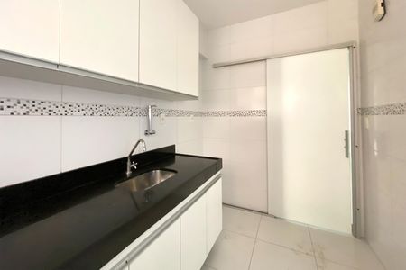 Apartamento à venda com 70m², 2 quartos e 1 vaga Apartamento à venda com 70m², 2 quartos e 1 vagaCozinha