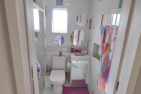 Apartamento à venda com 302m², 4 quartos e 3 vagas Apartamento à venda com 302m², 4 quartos e 3 vagasBanheiro da Suíte 3