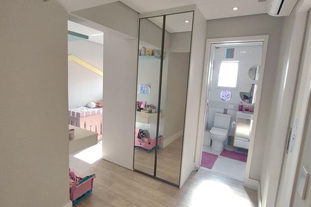Apartamento à venda com 302m², 4 quartos e 3 vagas Apartamento à venda com 302m², 4 quartos e 3 vagasCloset da suíte 3