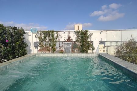 Apartamento à venda com 302m², 4 quartos e 3 vagas Apartamento à venda com 302m², 4 quartos e 3 vagasQuintal - Piscina