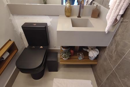 Apartamento à venda com 302m², 4 quartos e 3 vagas Apartamento à venda com 302m², 4 quartos e 3 vagasLavabo