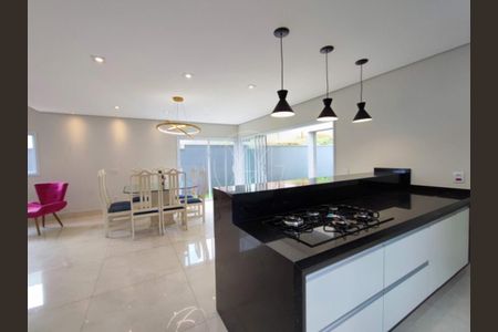 Casa de Condomínio à venda com 3 quartos, 280m² em Swiss Park, Campinas