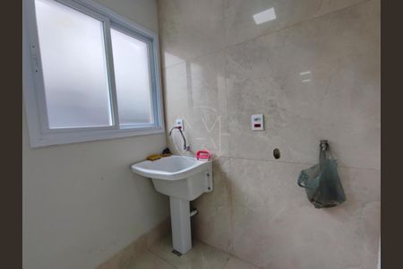 Casa de condomínio à venda com 280m², 3 quartos e 4 vagas