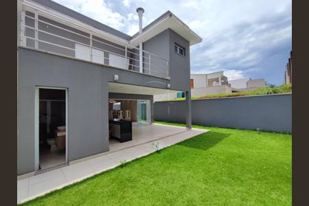 Casa de condomínio à venda com 280m², 3 quartos e 4 vagas